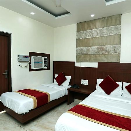 ניו דלהי Hotel Toto International Dx מראה חיצוני תמונה