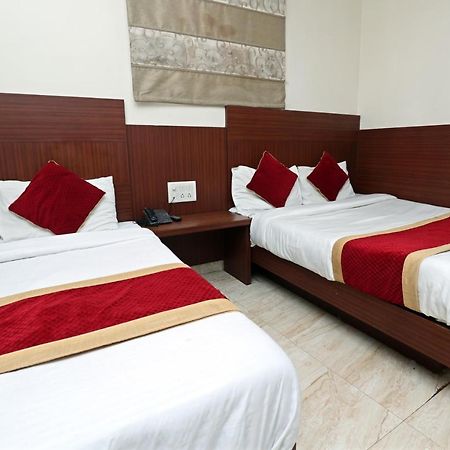 ניו דלהי Hotel Toto International Dx מראה חיצוני תמונה